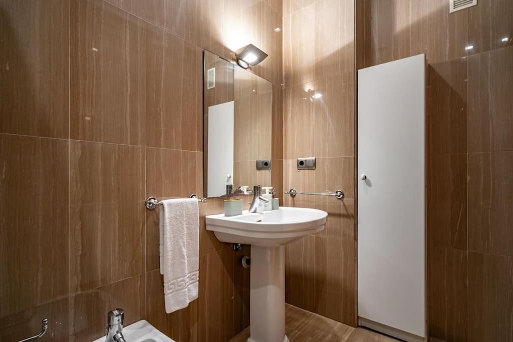 Apartamento La Joya Gijón Dış mekan fotoğraf